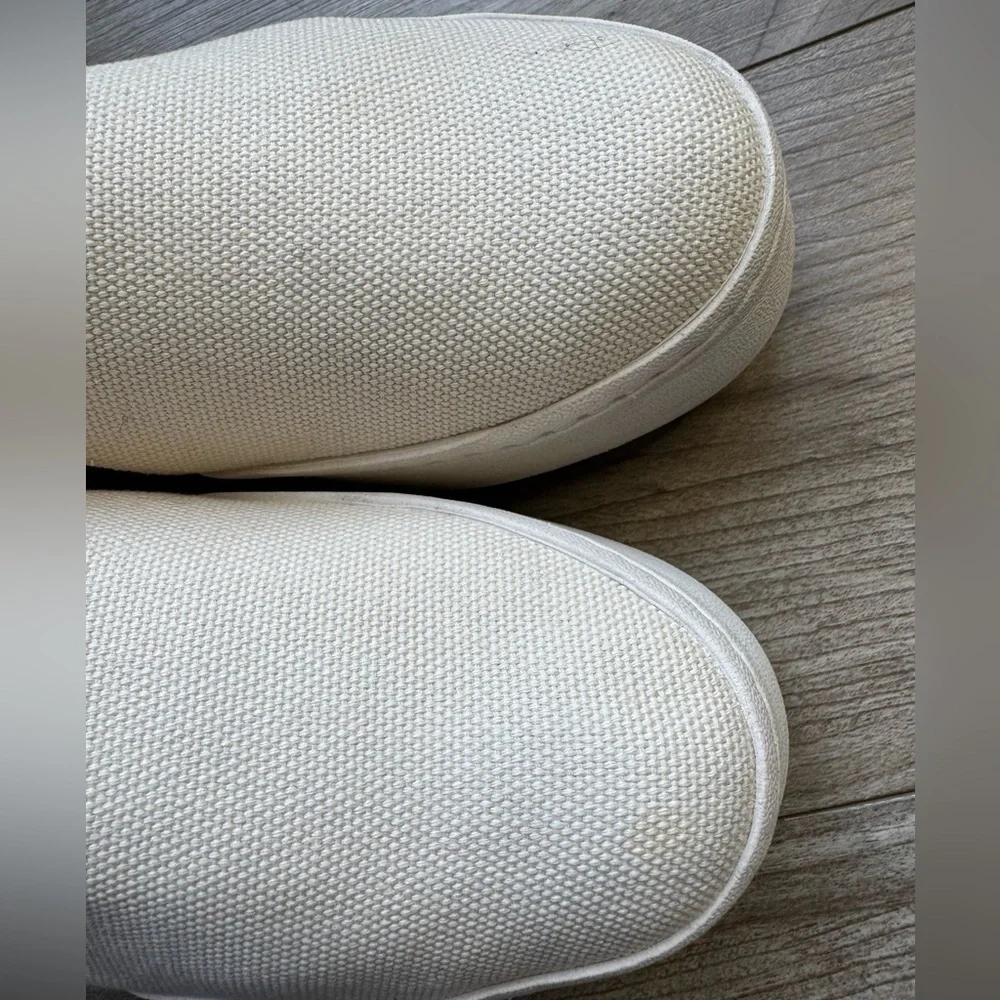 VINCE Warren canvas platform slip-on sneaker shoe in off-white Size 5.5